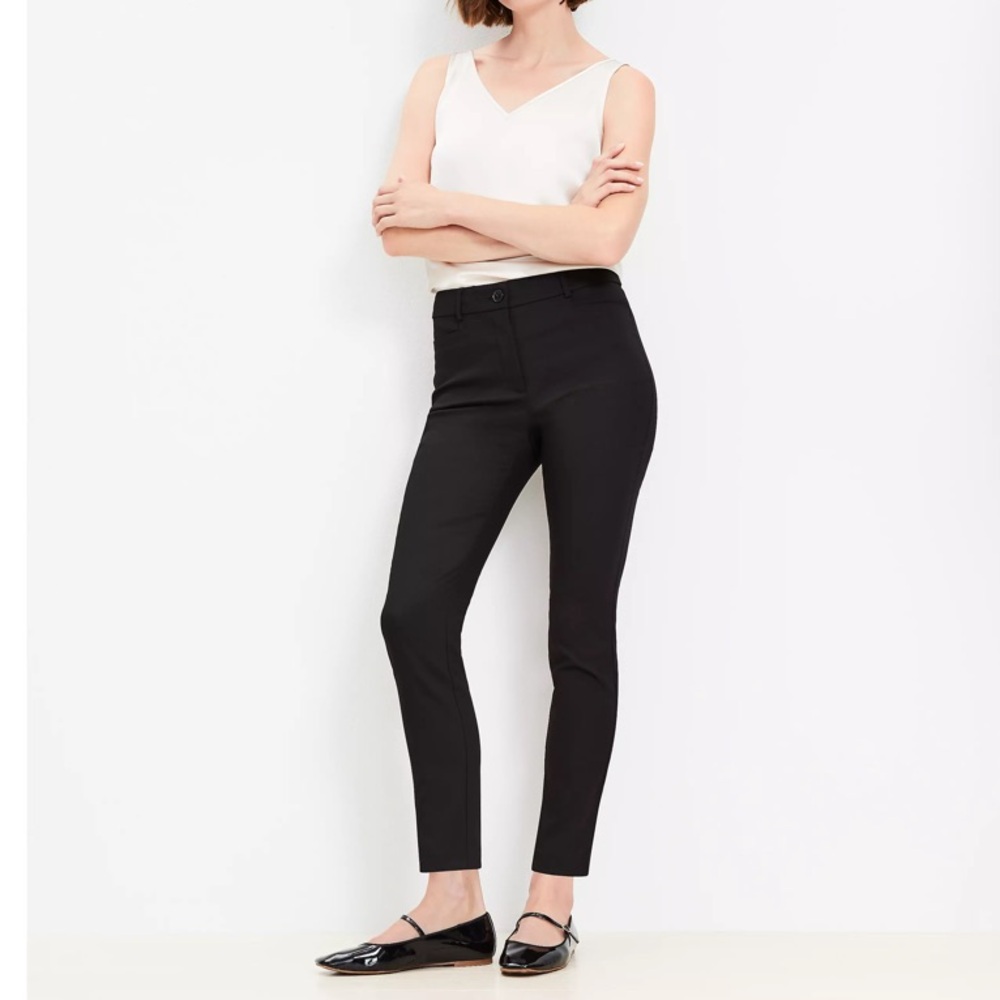 Loft Sutton Skinny Pants in Black size 8